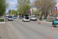 В Ирбите велосипедист попал в ДТП 30.04.2020