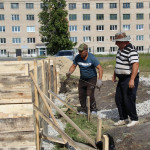 Строительство Парка Победы в поселке Зайково продолжается