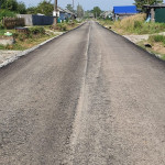 В селе Чубаровском продолжаются работы по ремонту дороги