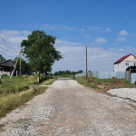 В селе Чубаровском продолжаются работы по ремонту дороги