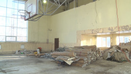 Капитальный ремонт спортпавильона на стадионе "Юность" продолжается