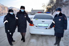 В Ирбите на страже дорожного порядка женский патруль ГИБДД