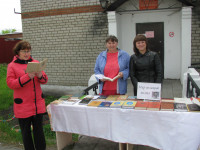 В поселке Пионерском прошла просветительская акция "Мы читаем Пушкина!"