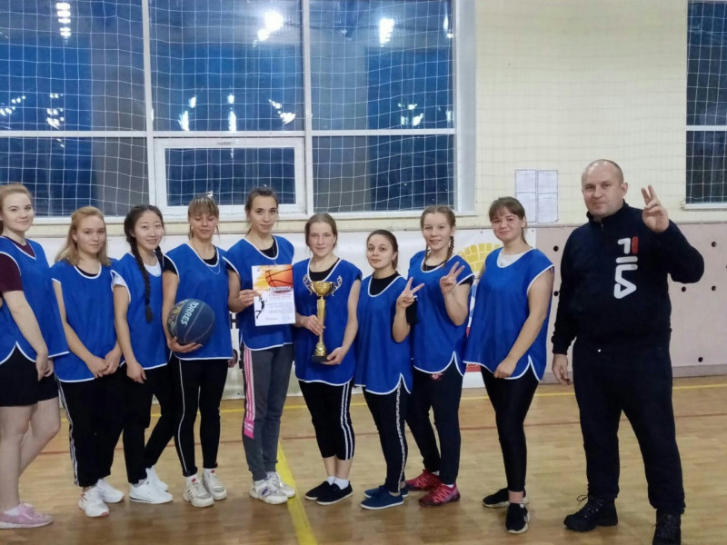 В Ирбите прошло Первенство города по баскетболу среди девушек в рамках Спартакиады учебных заведений