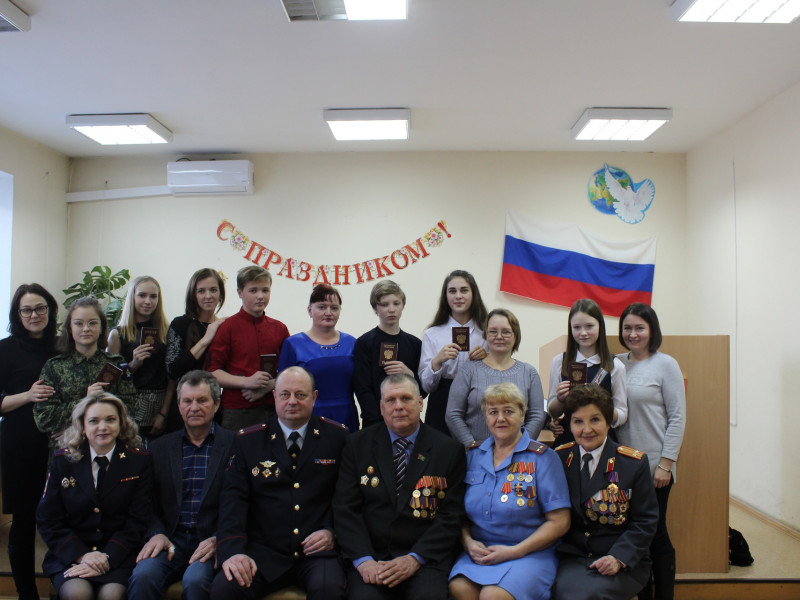 В городе Ирбите состоялось торжественное вручение паспортов, посвященное Дню Конституции Российской Федерации