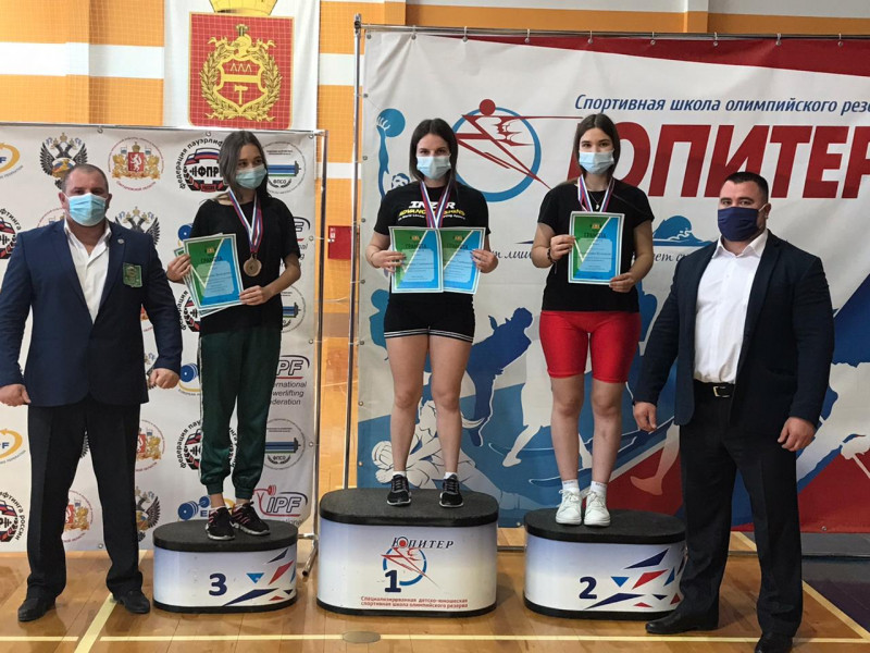 Ирбитчане стали победителями и призерами на Кубке Свердловской области по пауэрлифтингу