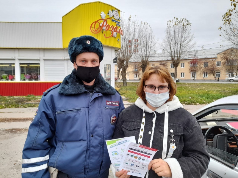 Сотрудники Госавтоинспекции Ирбита провели акцию "Водитель, будь внимателен!"