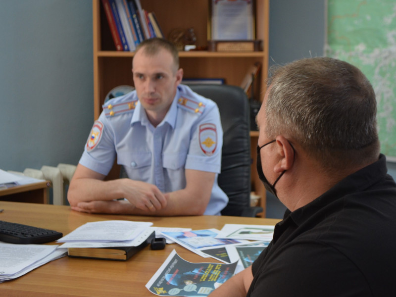 В Ирбите полицейские и общественники обсудили тему профилактики мошенничества