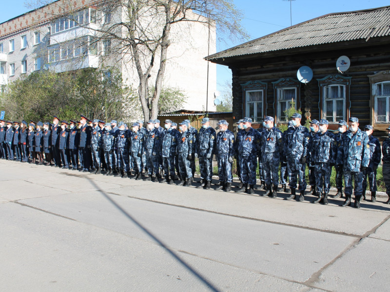 В Ирбите прошло торжественное построение сотрудников СИЗО-2, посвященное празднованию Дня Победы