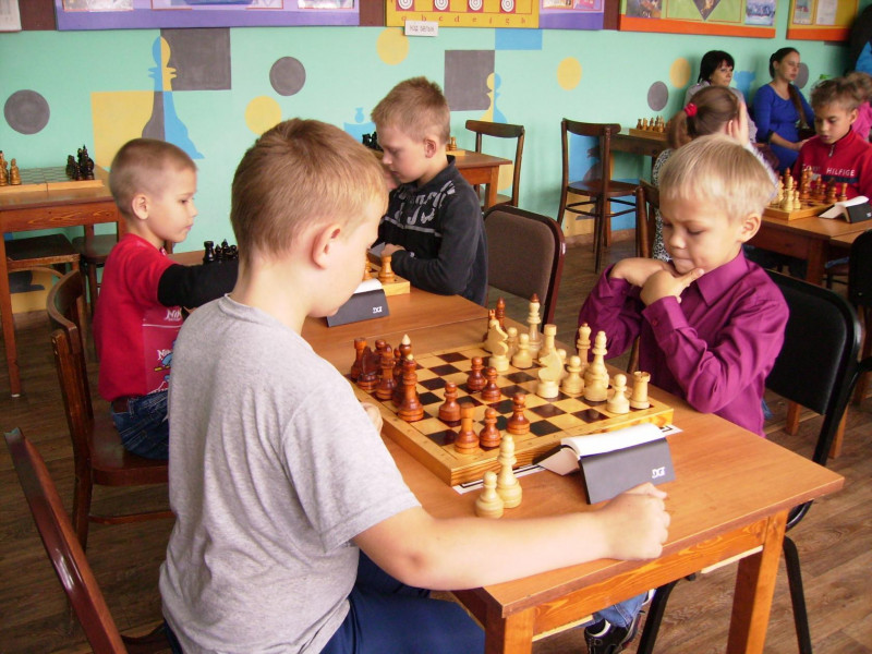 Стартовал Детский осенний кубок города Ирбита 2017 года по быстрым шахматам